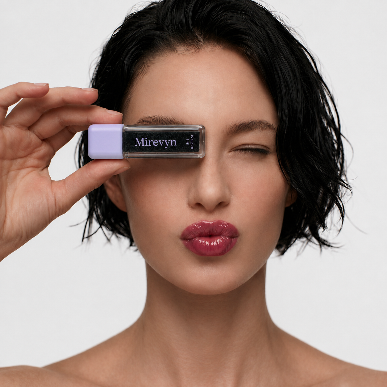 Mirevyn Magic Black Plumping Lip Oil